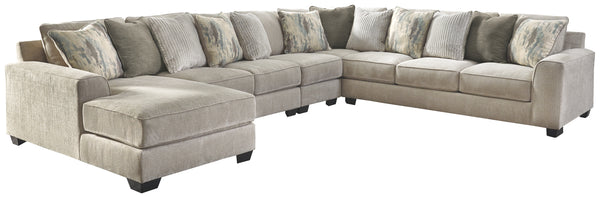Ardsley Benchcraft 5-Piece Sectional with Chaise