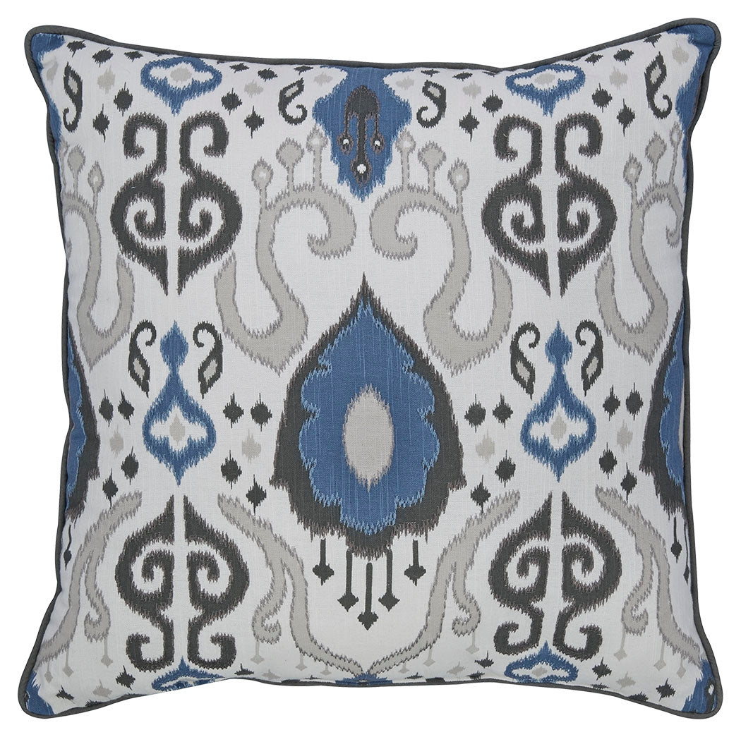 Damaria Signature Design by Ashley Pillow