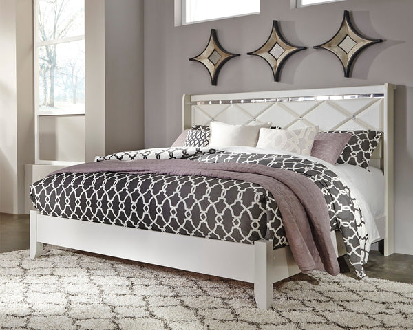 Signature Design by Ashley Dreamur Queen Panel Bed