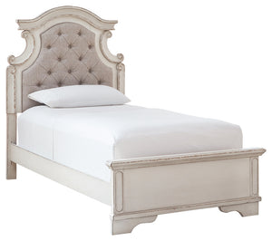 Signature Design by Ashley Realyn Twin Panel Bed