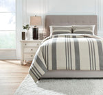 Schukei Signature Design by Ashley Comforter Set Queen