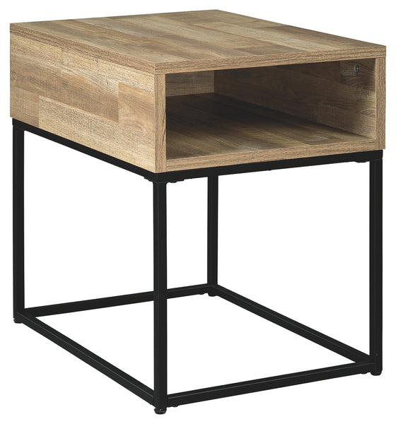 Gerdanet Signature Design by Ashley End Table